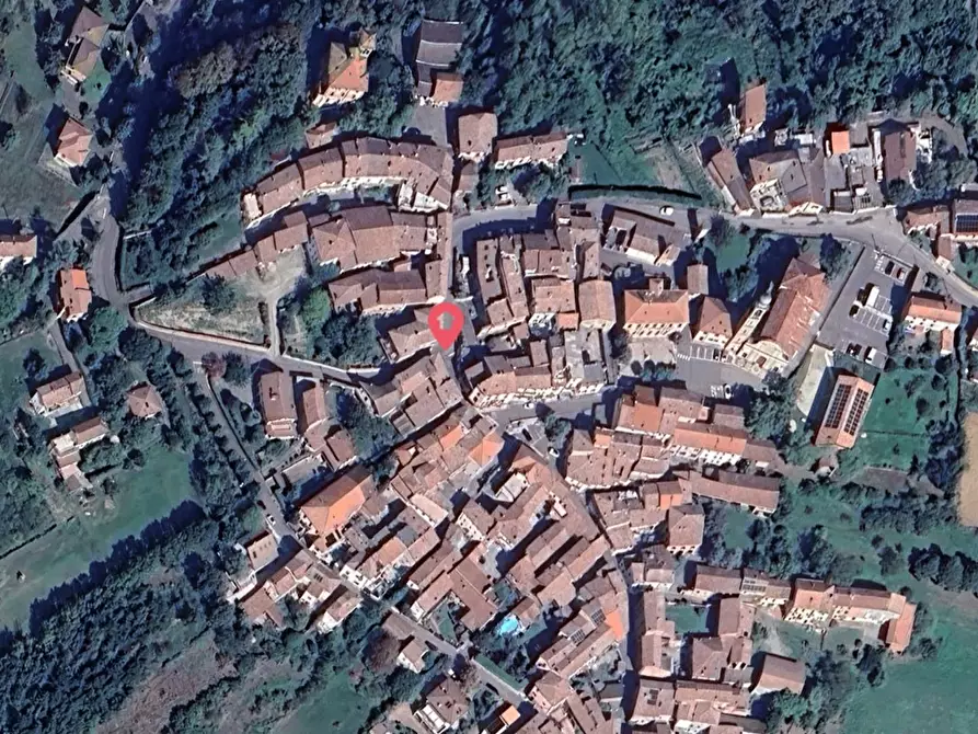 Immagine 1 di Magazzino in vendita  a Spineto Scrivia