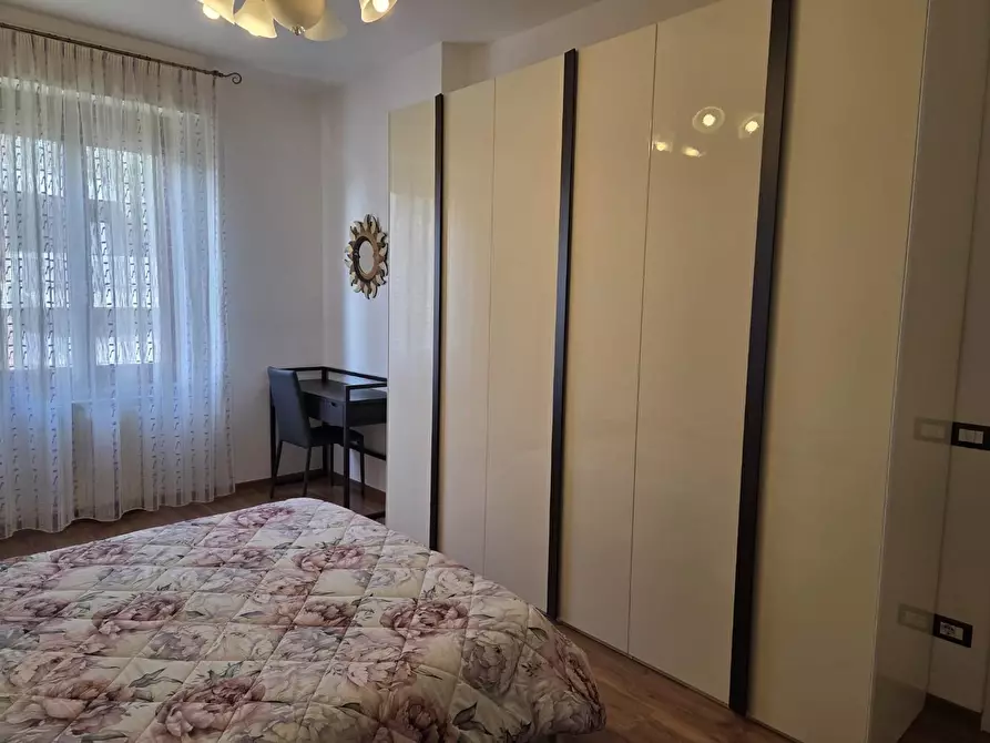 Immagine 26 di Appartamento in vendita  a Siena