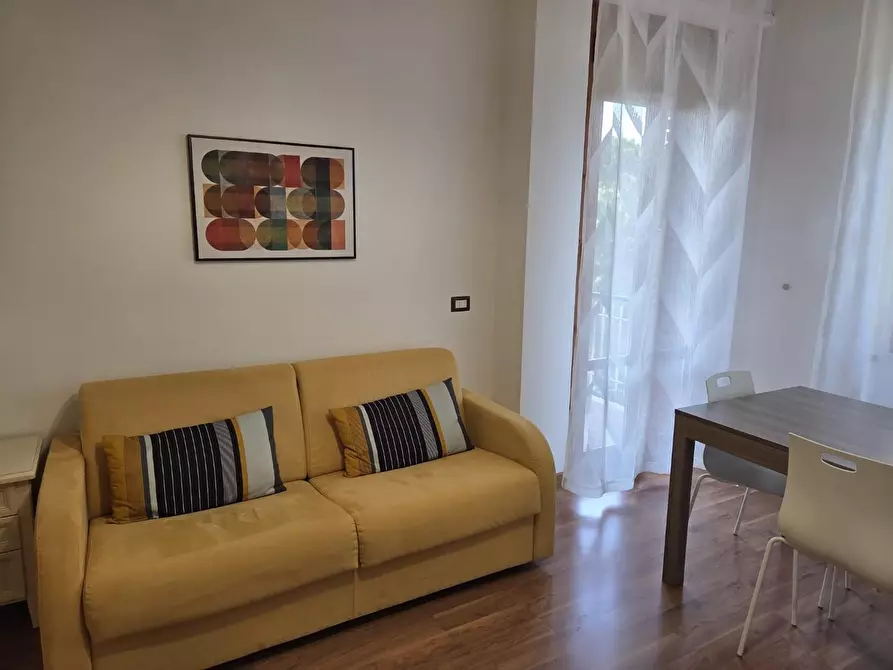 Immagine 6 di Appartamento in vendita  a Siena