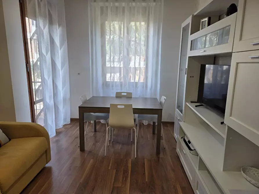 Immagine 3 di Appartamento in vendita  a Siena