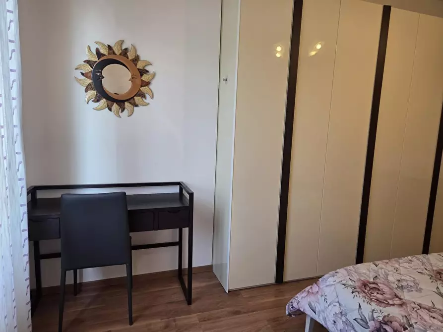 Immagine 21 di Appartamento in vendita  a Siena