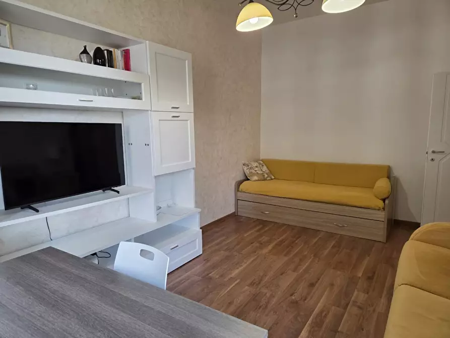 Immagine 8 di Appartamento in vendita  a Siena