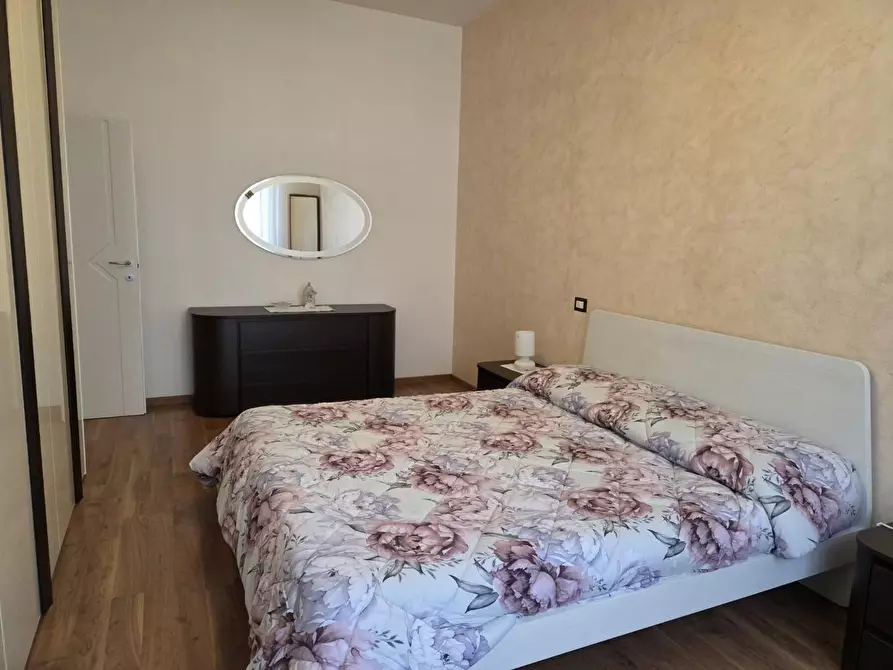 Immagine 24 di Appartamento in vendita  a Siena