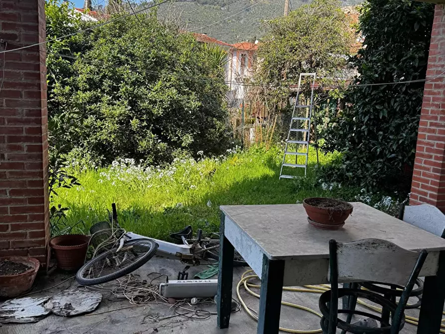 Immagine 2 di Casa bifamiliare in vendita  a Calci