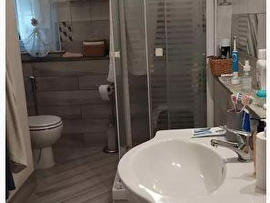 Immagine 11 di Terratetto in vendita  a Cascina