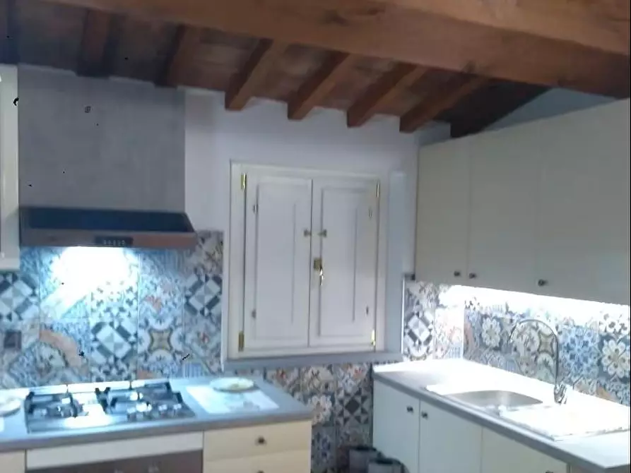 Immagine 1 di Appartamento in affitto  a Vicopisano