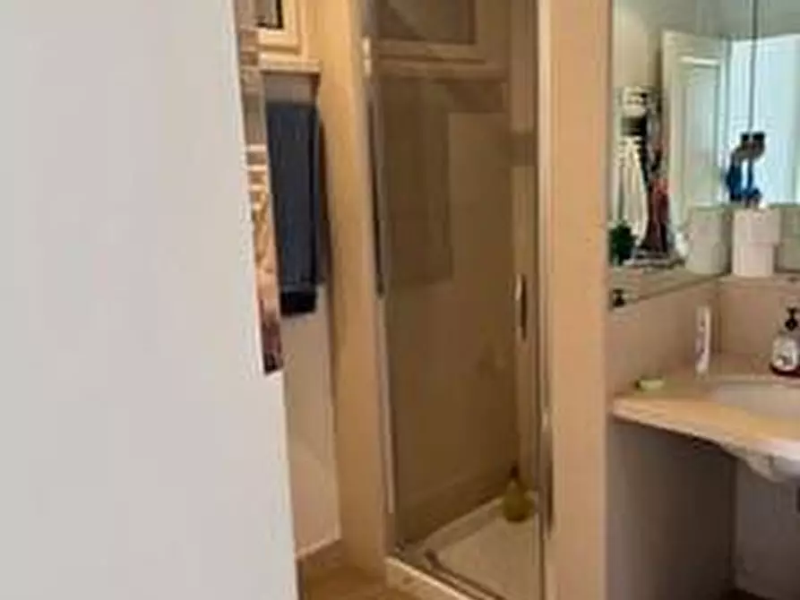 Immagine 3 di Appartamento in vendita  a Massa