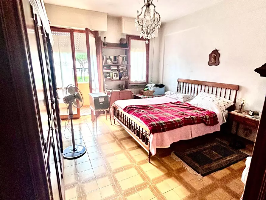 Immagine 12 di Appartamento in vendita  a Pisa