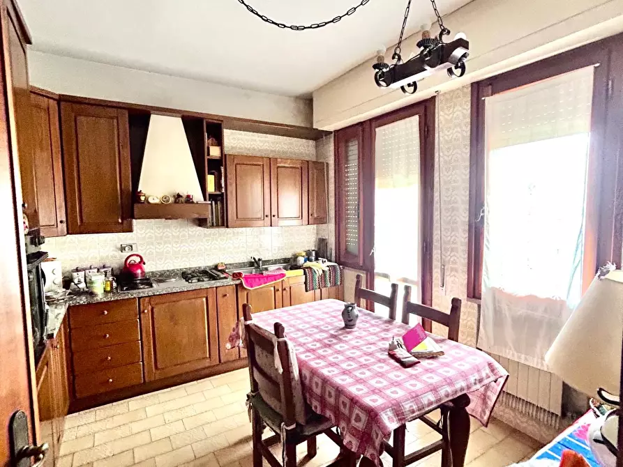 Immagine 7 di Appartamento in vendita  a Pisa