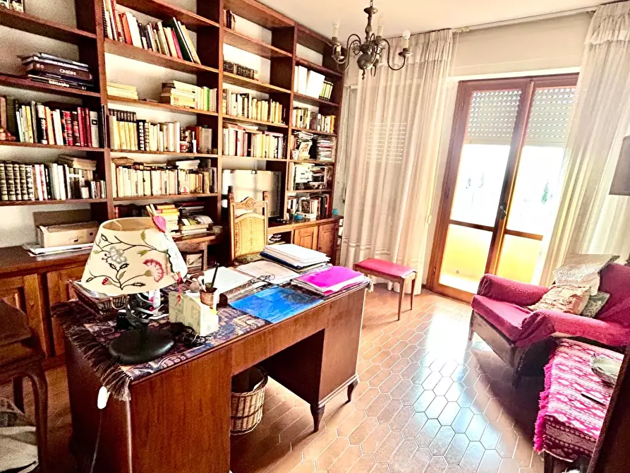 Immagine 10 di Appartamento in vendita  a Pisa