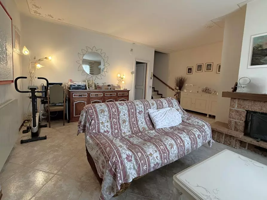 Immagine 7 di Villetta a schiera in vendita  a Santa Croce Sull'arno