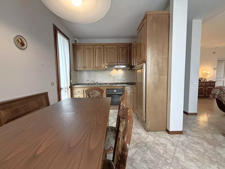 Immagine 11 di Villetta a schiera in vendita  a Santa Croce Sull'arno