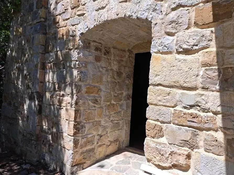 Immagine 37 di Villa in vendita  a Castellina In Chianti