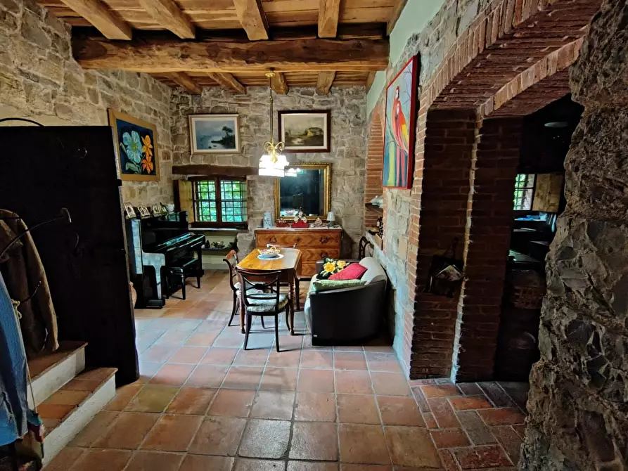 Immagine 4 di Villa in vendita  a Castellina In Chianti