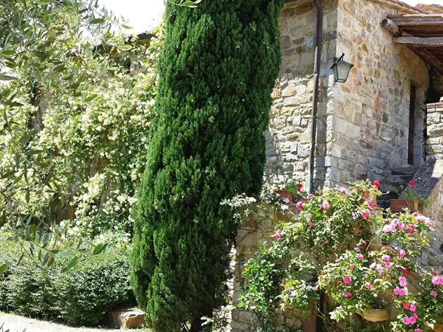 Immagine 19 di Villa in vendita  a Castellina In Chianti