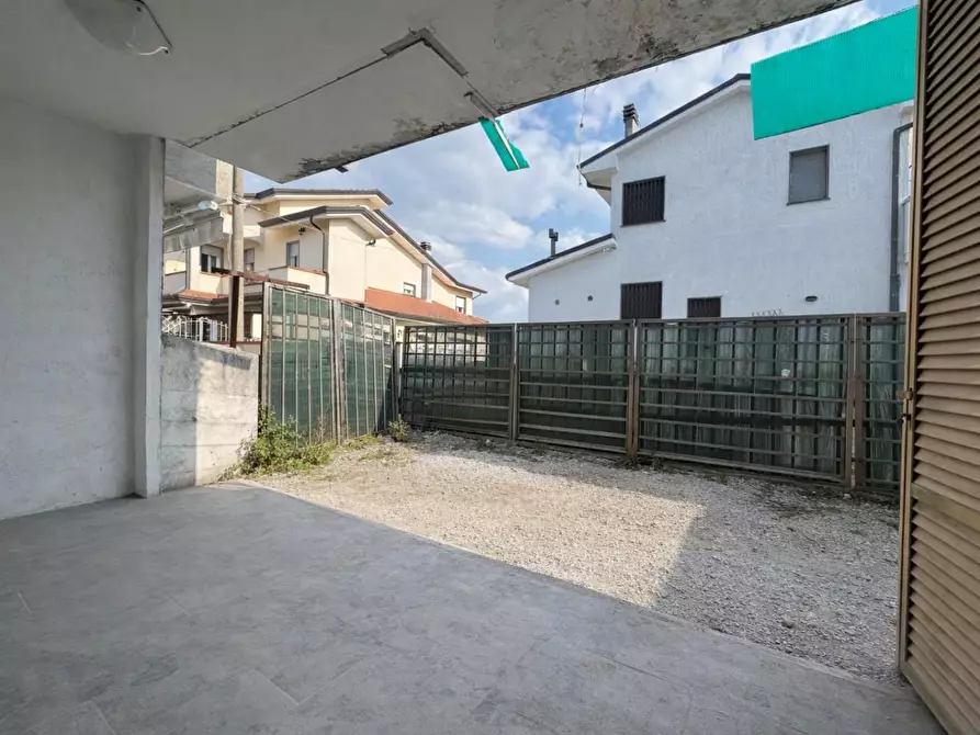 Immagine 3 di Appartamento in vendita  a Viareggio