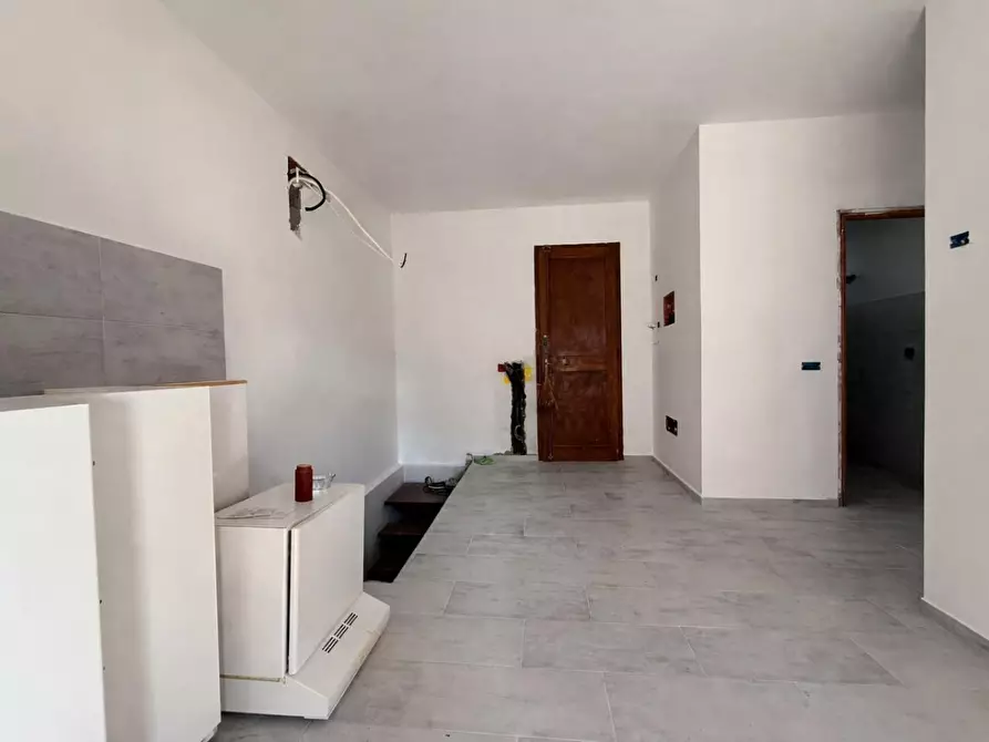 Immagine 13 di Appartamento in vendita  a Viareggio