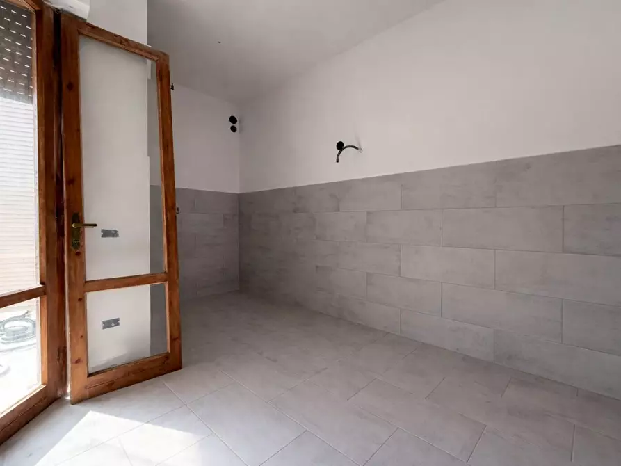 Immagine 15 di Appartamento in vendita  a Viareggio