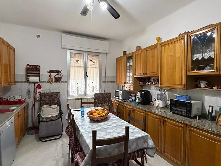 Immagine 20 di Capannone industriale in vendita  a Vinci