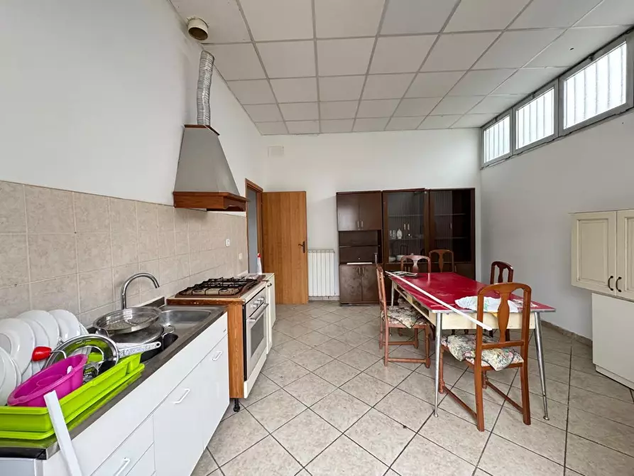 Immagine 10 di Capannone industriale in vendita  a Vinci