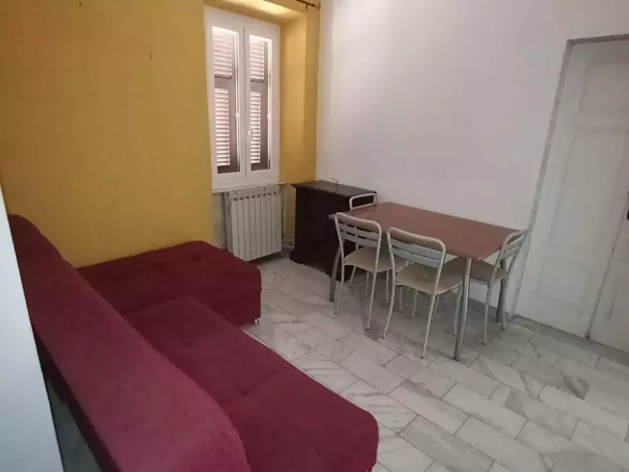 Immagine 4 di Appartamento in affitto  a Carrara