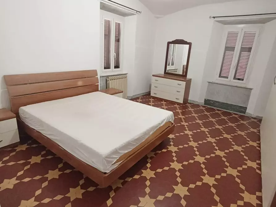 Immagine 3 di Appartamento in affitto  a Carrara