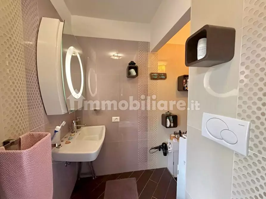 Immagine 26 di Appartamento in vendita  a Pisa