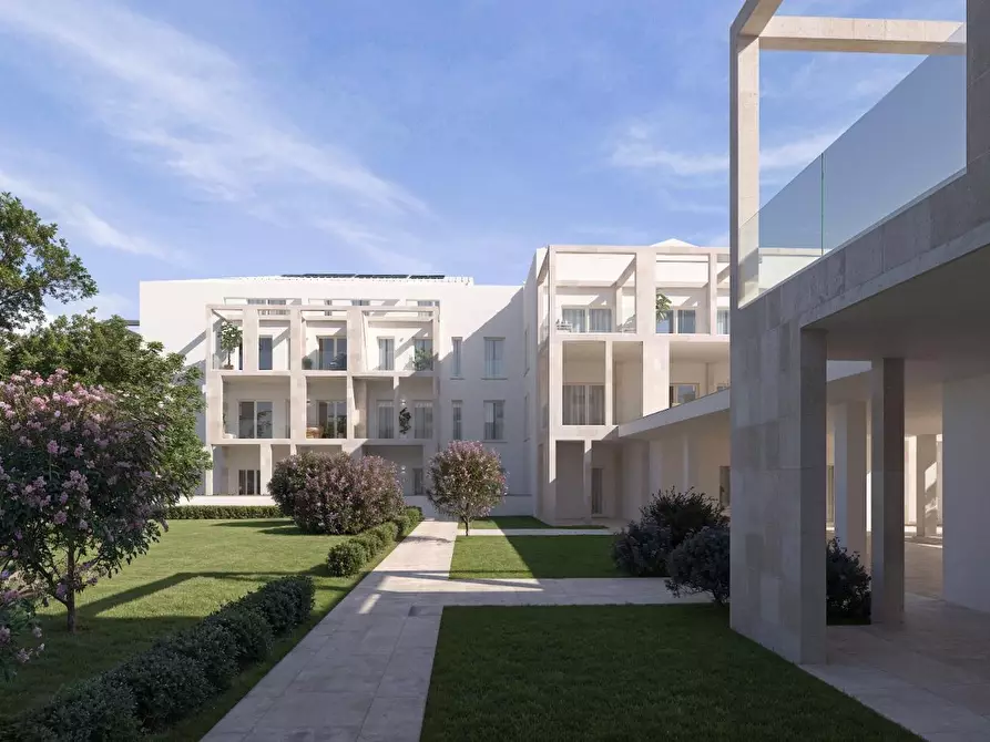 Immagine 1 di Appartamento in vendita  a Pisa