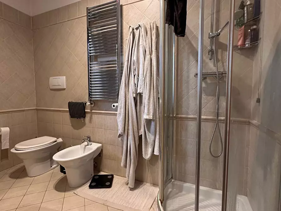 Immagine 38 di Appartamento in vendita  a Cascina