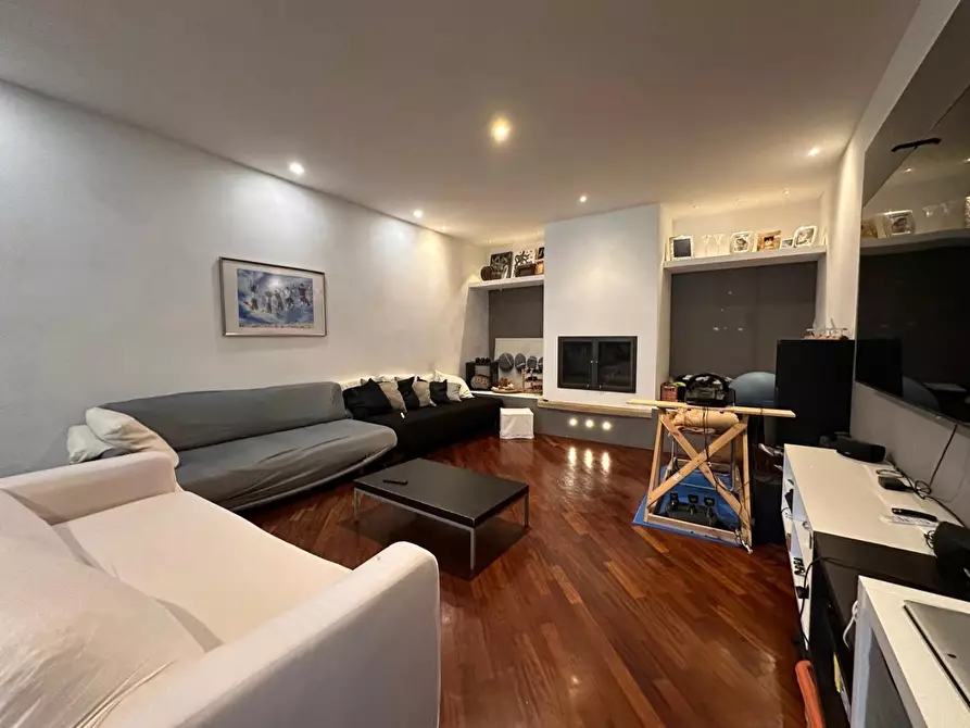 Immagine 4 di Appartamento in vendita  a Cascina