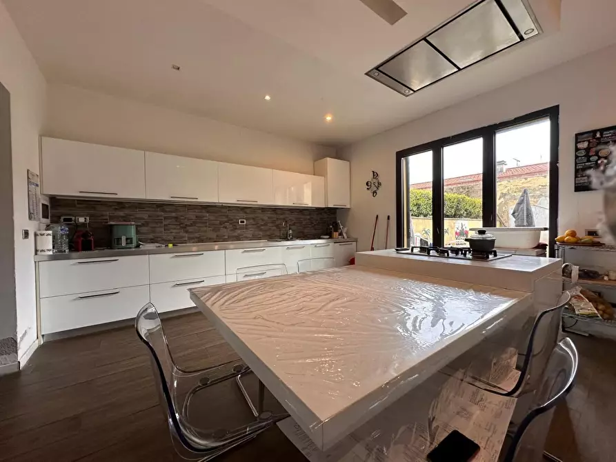 Immagine 22 di Appartamento in vendita  a Cascina