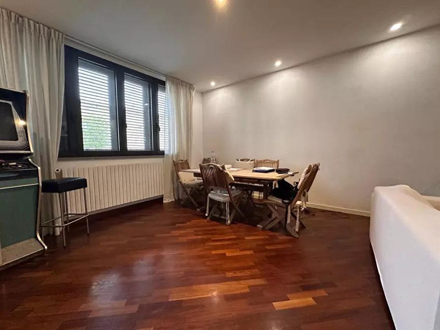 Immagine 9 di Appartamento in vendita  a Cascina