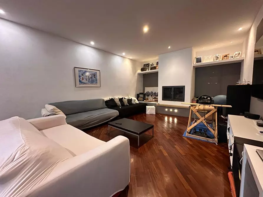 Immagine 6 di Appartamento in vendita  a Cascina