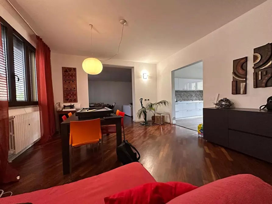 Immagine 10 di Appartamento in vendita  a Cascina