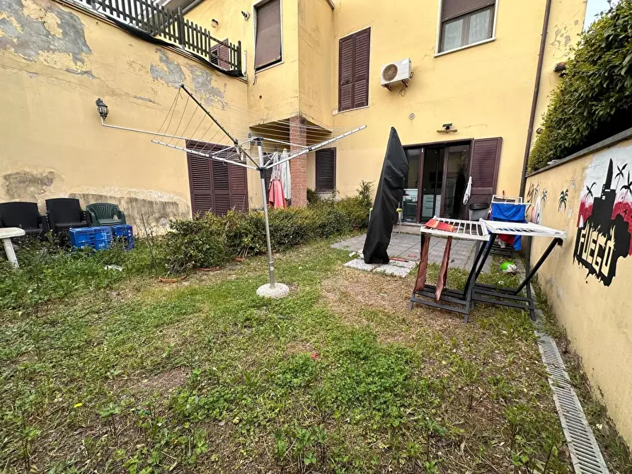 Immagine 43 di Appartamento in vendita  a Cascina