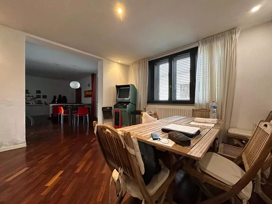 Immagine 8 di Appartamento in vendita  a Cascina