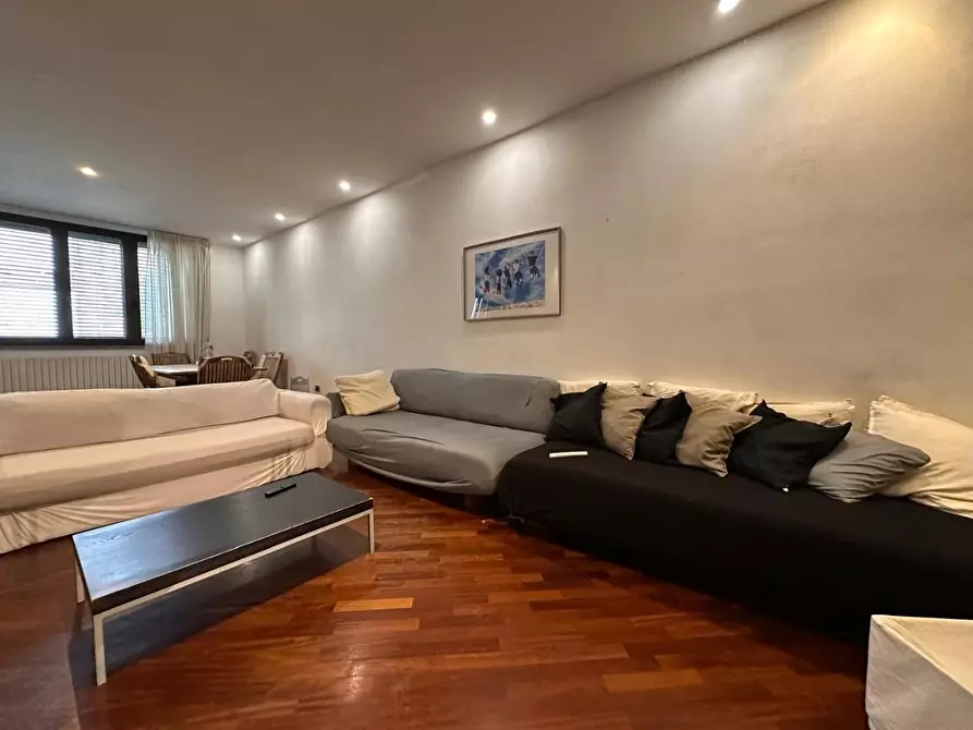 Immagine 5 di Appartamento in vendita  a Cascina