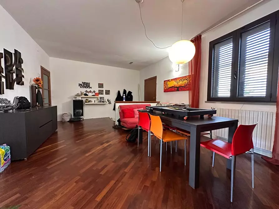 Immagine 12 di Appartamento in vendita  a Cascina