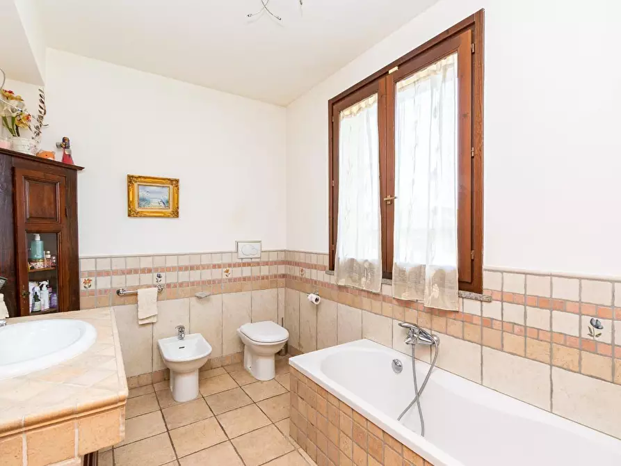 Immagine 44 di Villetta a schiera in vendita  a Montopoli In Val D'arno