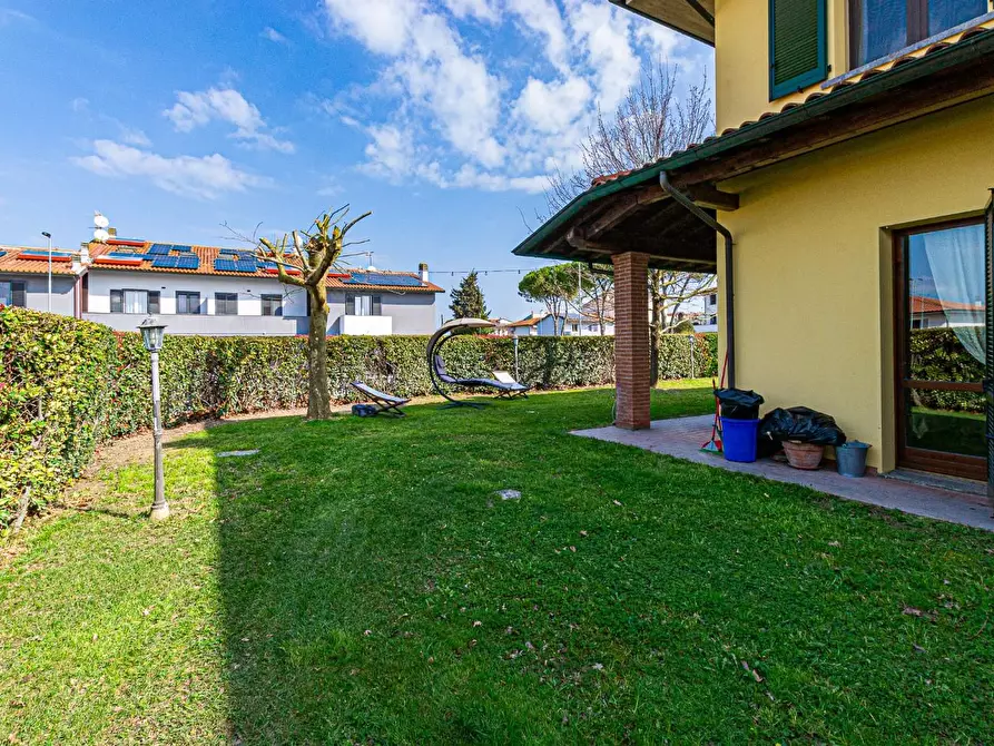 Immagine 59 di Villetta a schiera in vendita  a Montopoli In Val D'arno