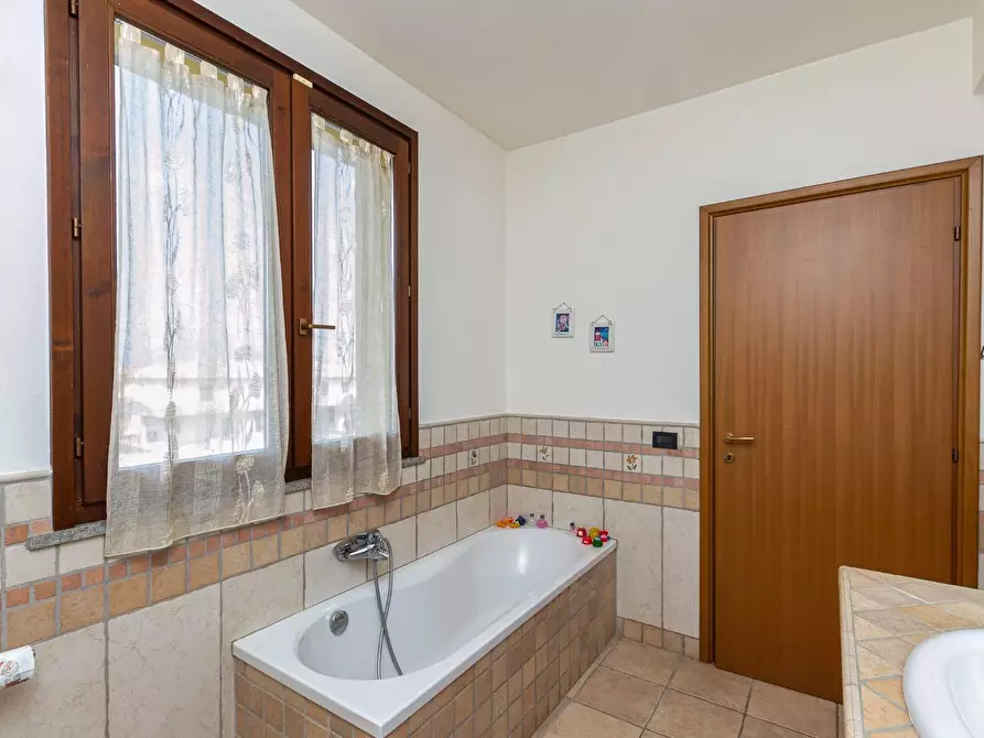 Immagine 45 di Villetta a schiera in vendita  a Montopoli In Val D'arno