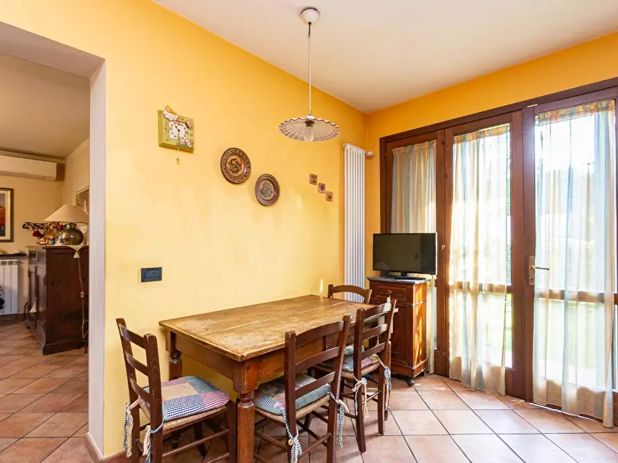 Immagine 9 di Villetta a schiera in vendita  a Montopoli In Val D'arno