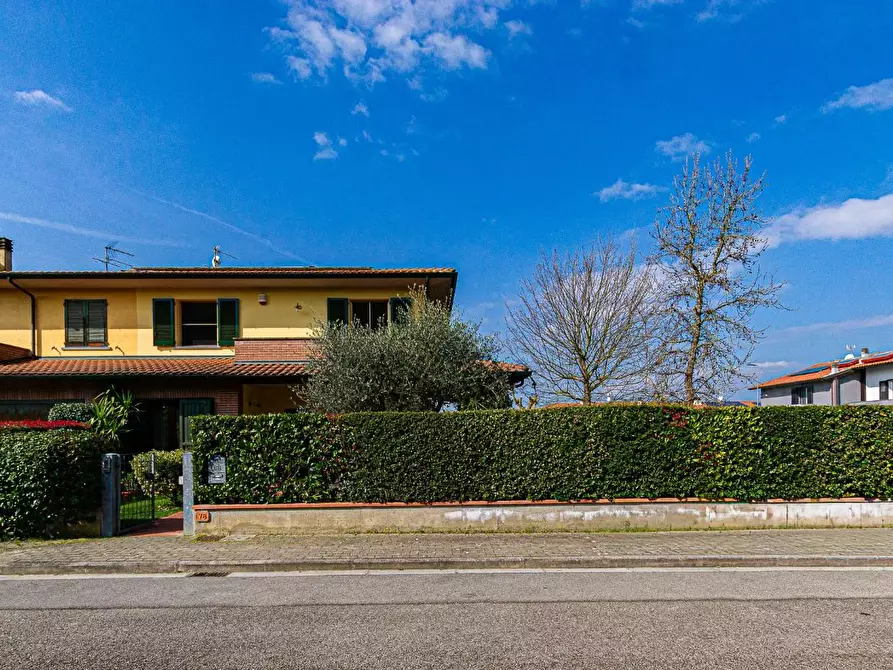 Immagine 70 di Villetta a schiera in vendita  a Montopoli In Val D'arno