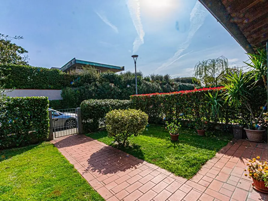 Immagine 67 di Villetta a schiera in vendita  a Montopoli In Val D'arno