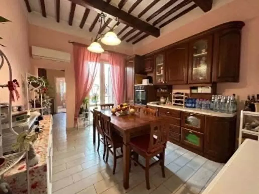 Immagine 3 di Terratetto in vendita  a Pisa