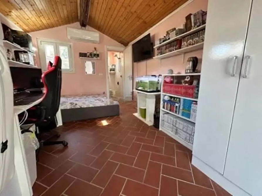 Immagine 6 di Terratetto in vendita  a Pisa