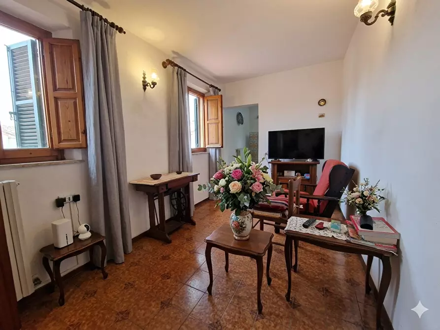 Immagine 10 di Appartamento in vendita  a Crespina Lorenzana