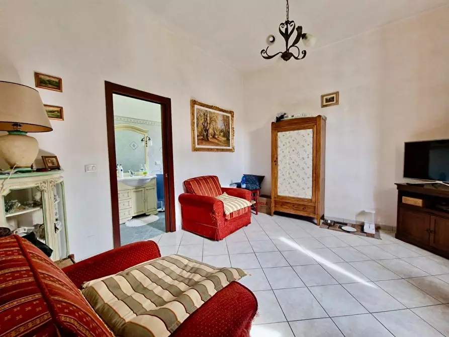 Immagine 10 di Porzione di casa in vendita  a Collesalvetti