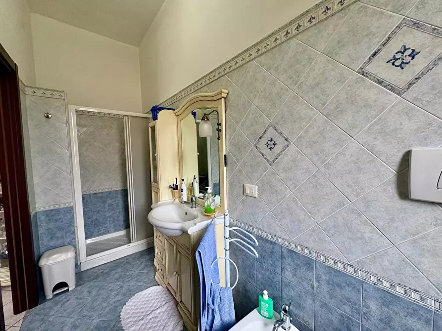 Immagine 11 di Porzione di casa in vendita  a Collesalvetti