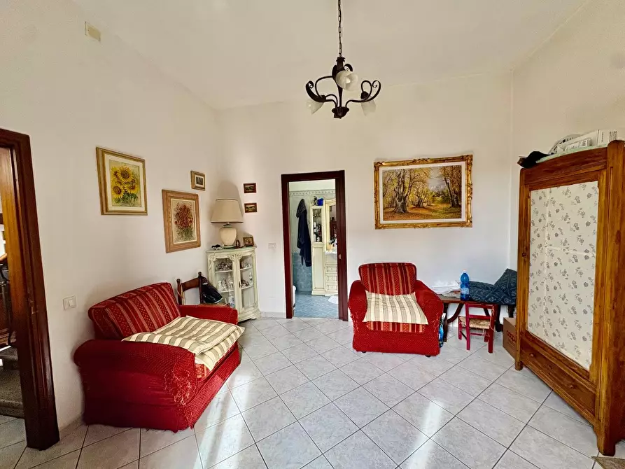 Immagine 9 di Porzione di casa in vendita  a Collesalvetti